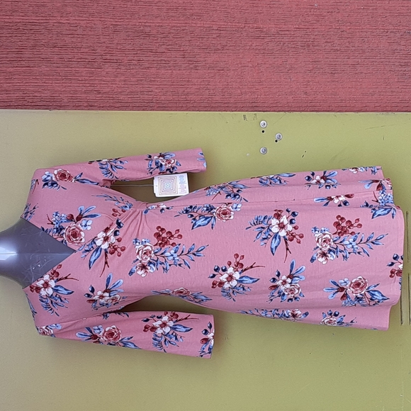 LuLaRoe Dresses & Skirts - 🎃 LulaRoe Michelle wrap dress